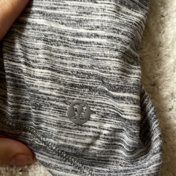 Lululemon Wild Tank Heathered grey Black size 2 - Picture 10 of 11